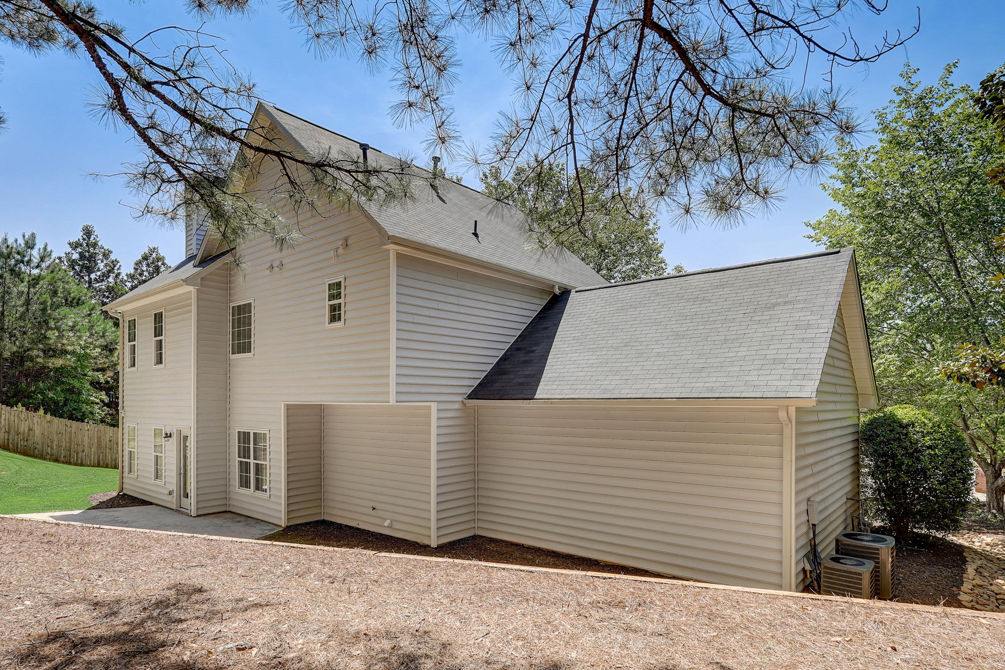 Rexford Ln-046