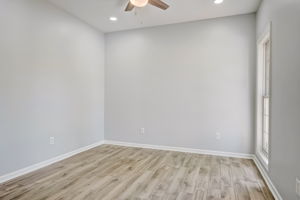 Rexford Ln-006