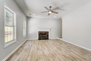 Rexford Ln-012