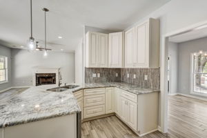 Rexford Ln-017
