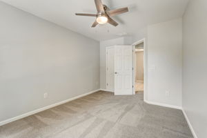 Rexford Ln-040