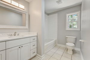 Rexford Ln-041