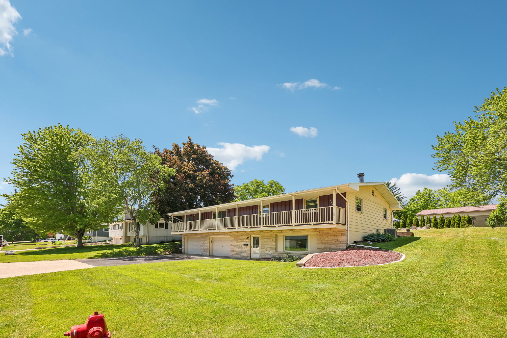 Riverview Heights-S2905-003.jpg