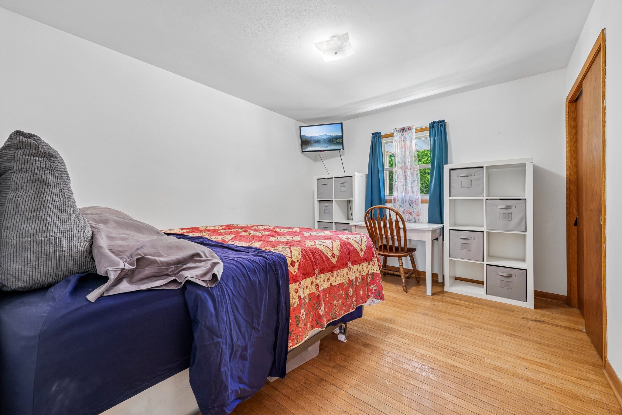 Riverview Heights-S2905-027.jpg