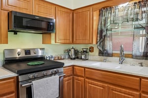 Riverview Heights-S2905-019.jpg