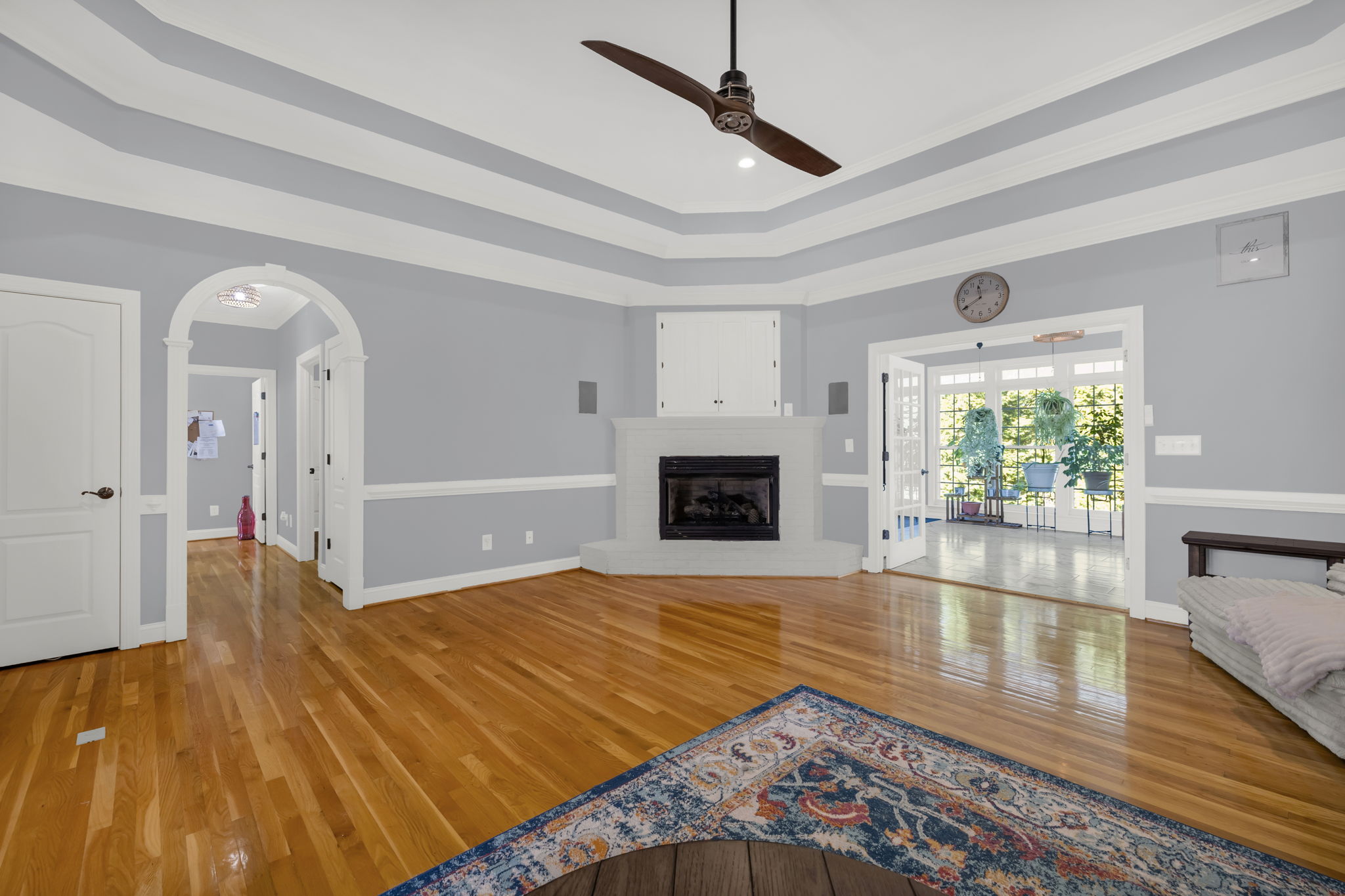 135 Robertson Ln-10