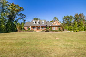 135 Robertson Ln-2