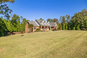 135 Robertson Ln-3