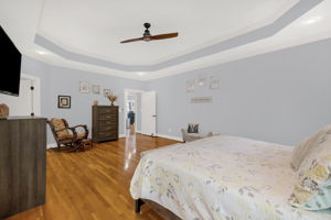 135 Robertson Ln-25