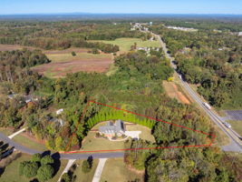 135 Robertson Ln-59