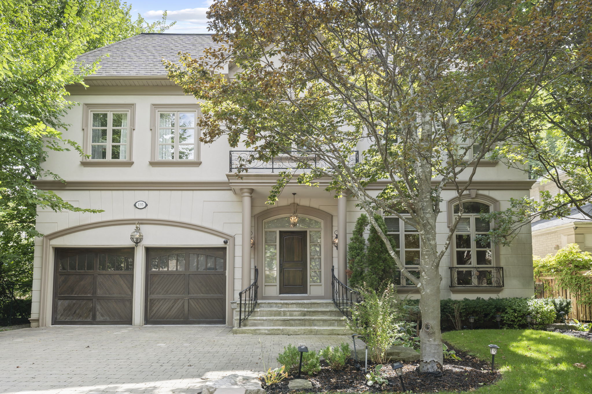 135 Yorkminster Rd Toronto, ON M2P 1M5