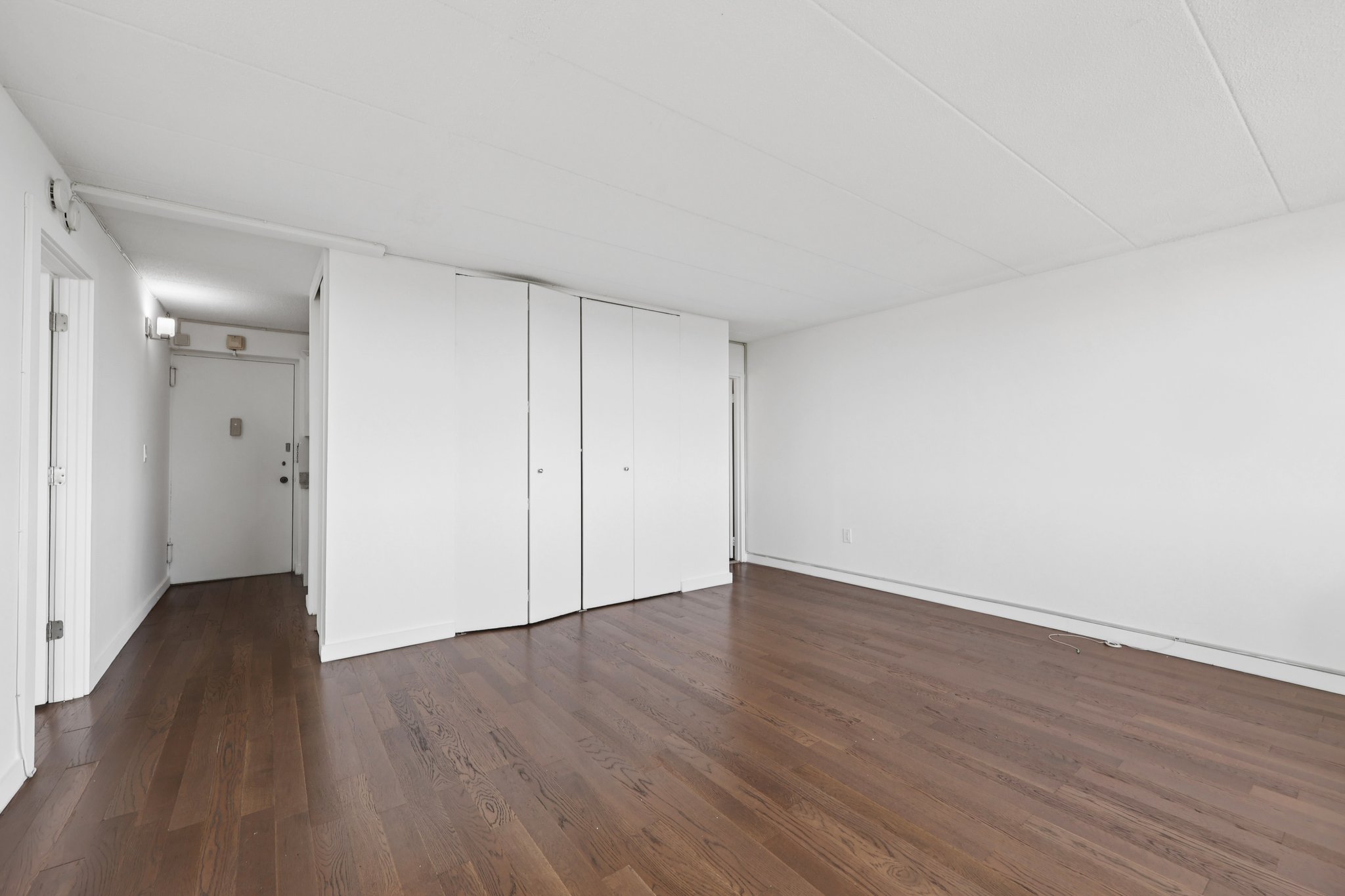 1350 15th St 14B Fort Lee-S2009-002.jpg