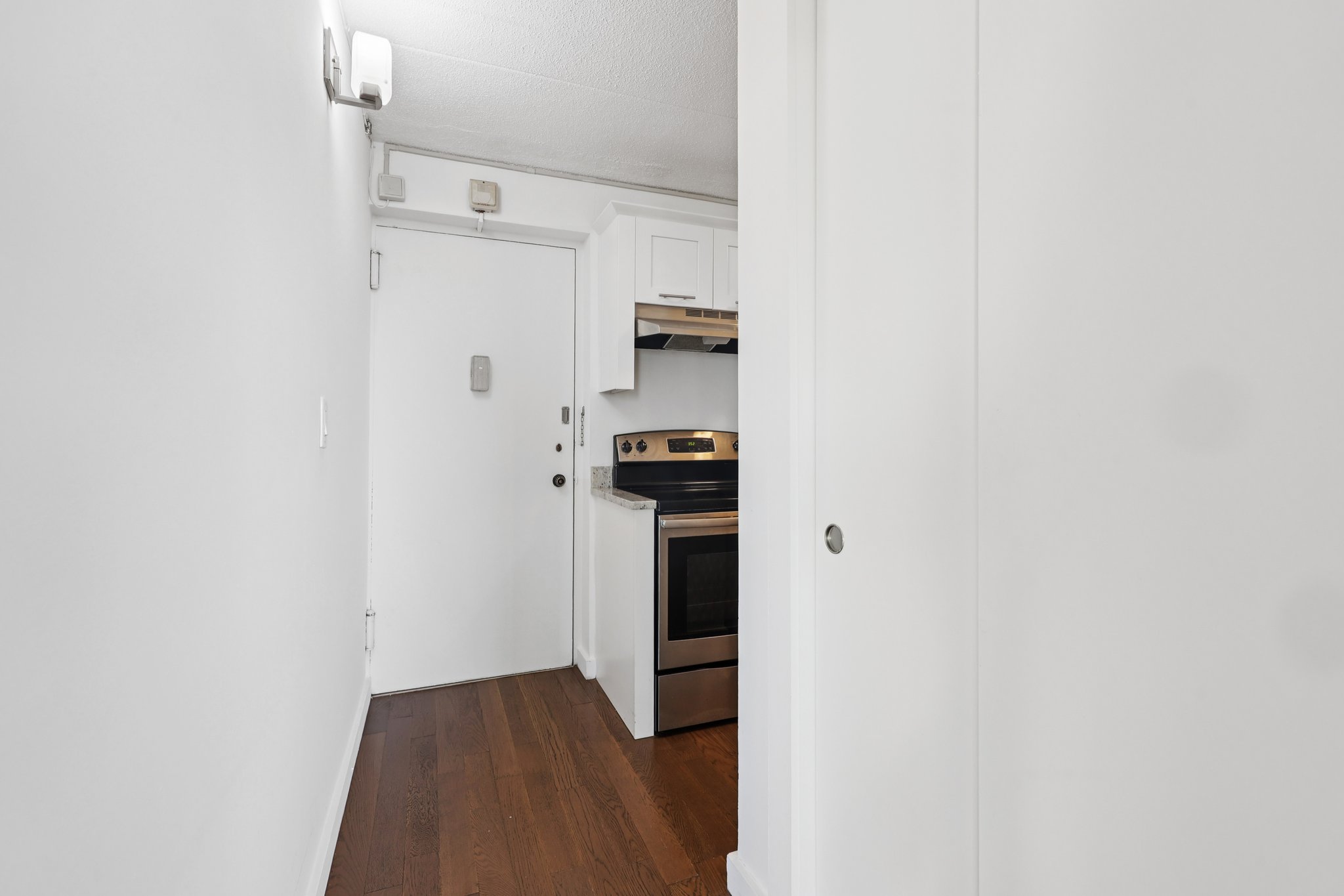 1350 15th St 14B Fort Lee-S2009-004.jpg