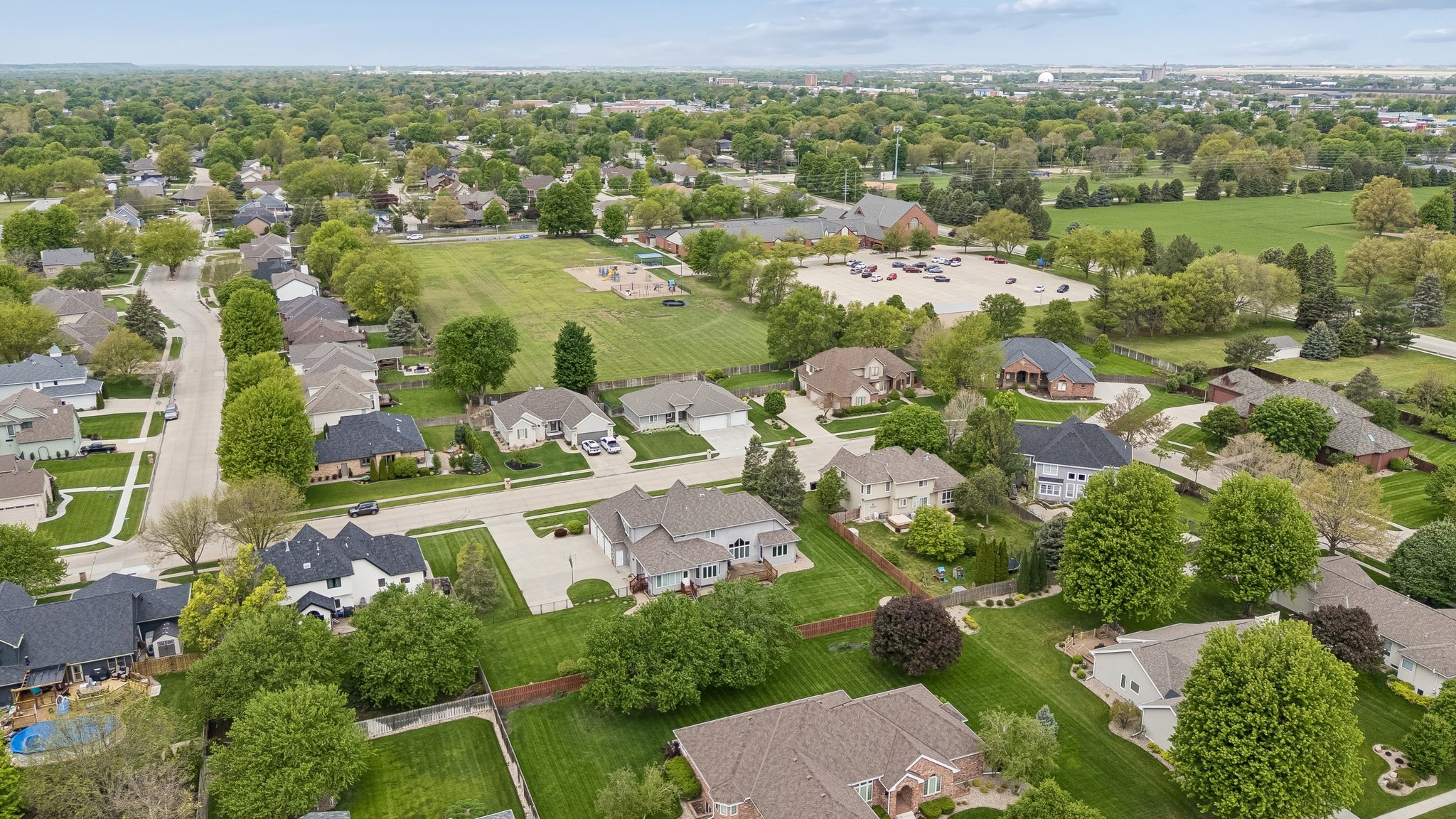 8747 - 1350 Bristolwood Dr_009.jpg