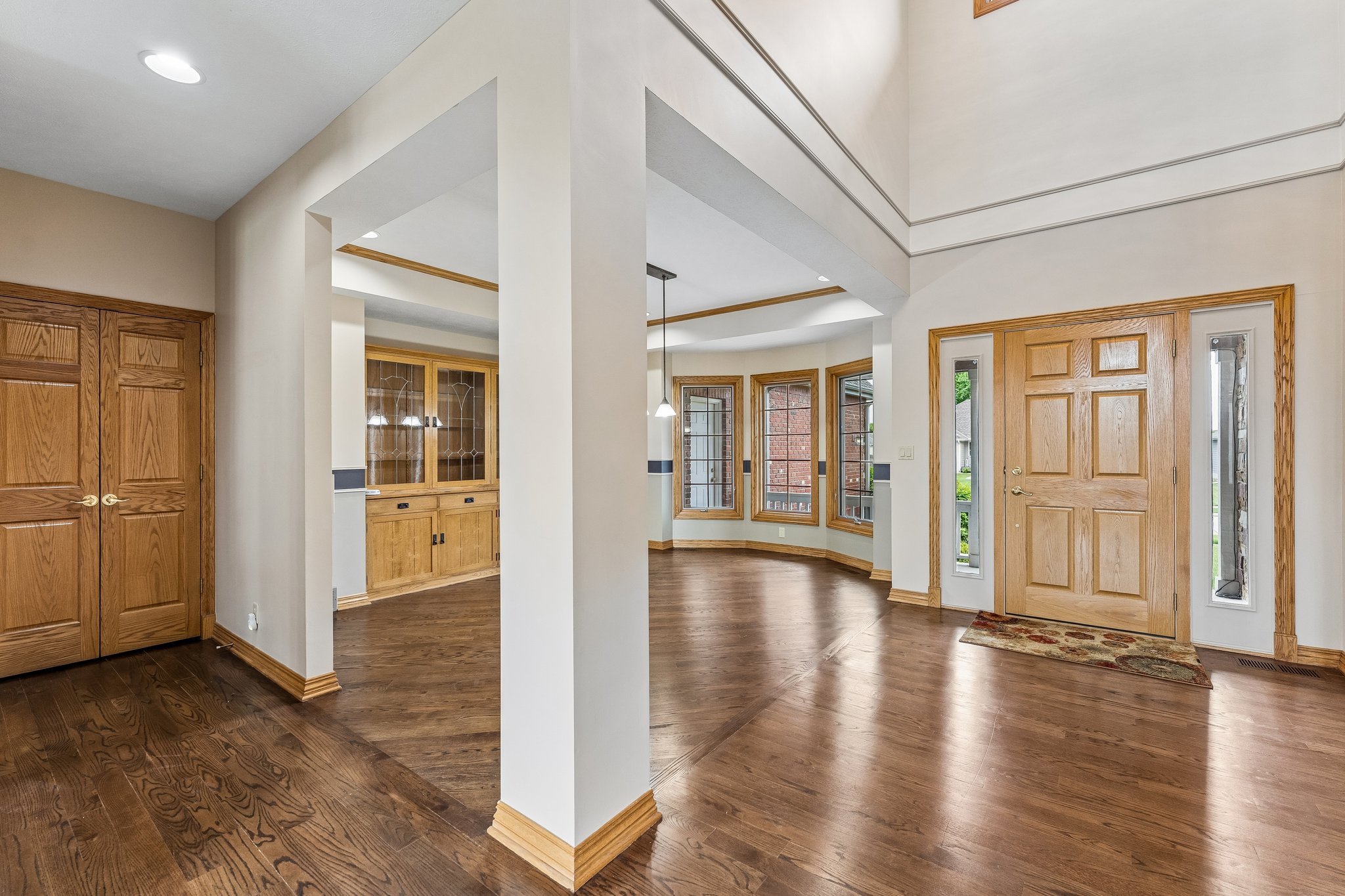 1350 Bristolwood Dr_004.jpg