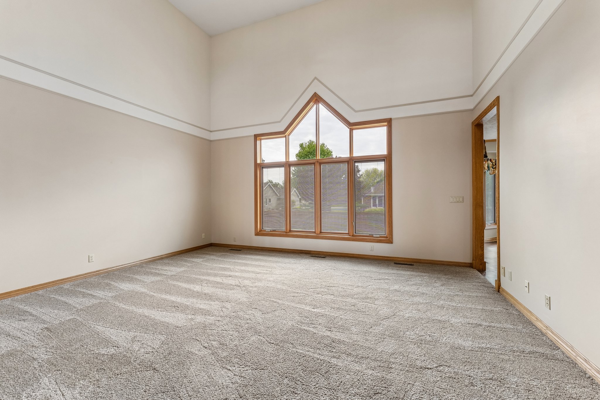 1350 Bristolwood Dr_005.jpg