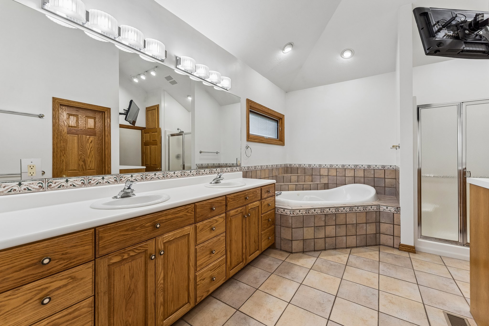 1350 Bristolwood Dr_020.jpg