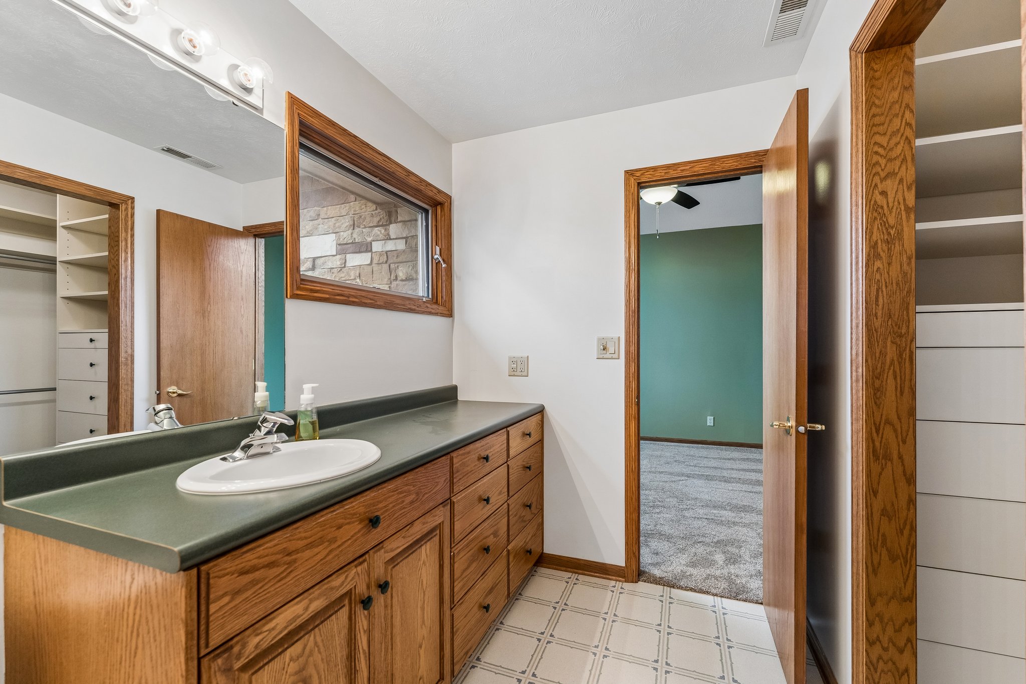 1350 Bristolwood Dr_042.jpg