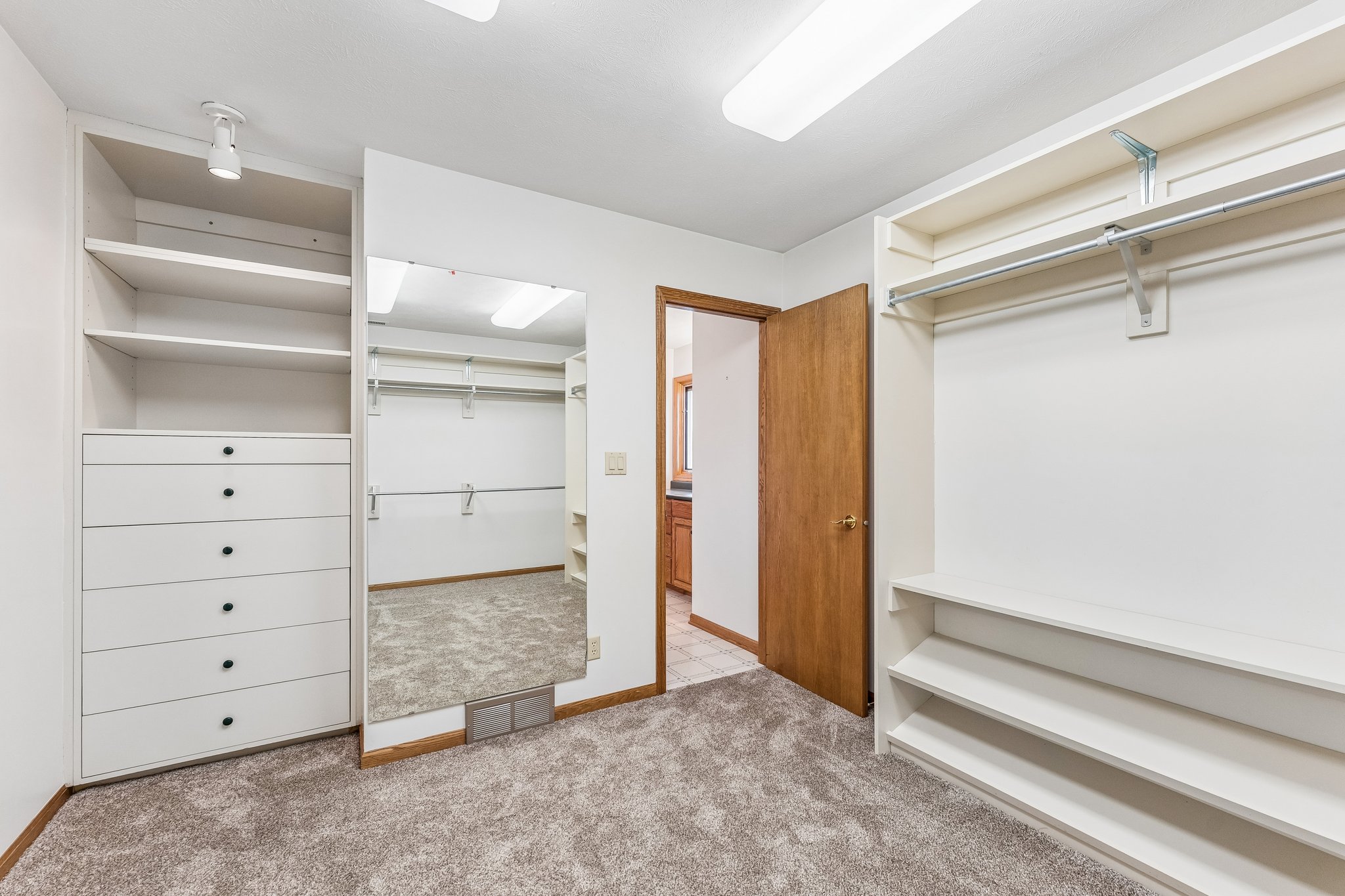 1350 Bristolwood Dr_045.jpg
