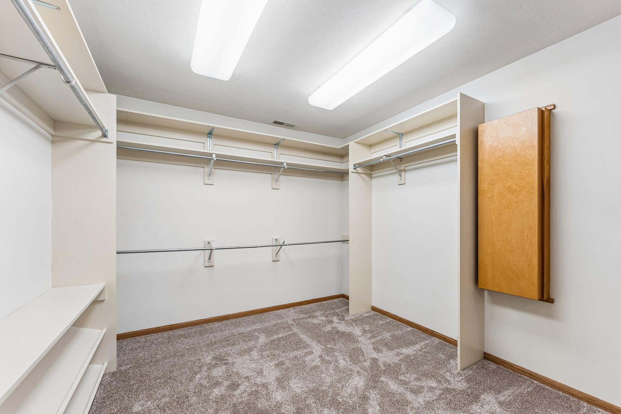 1350 Bristolwood Dr_046.jpg