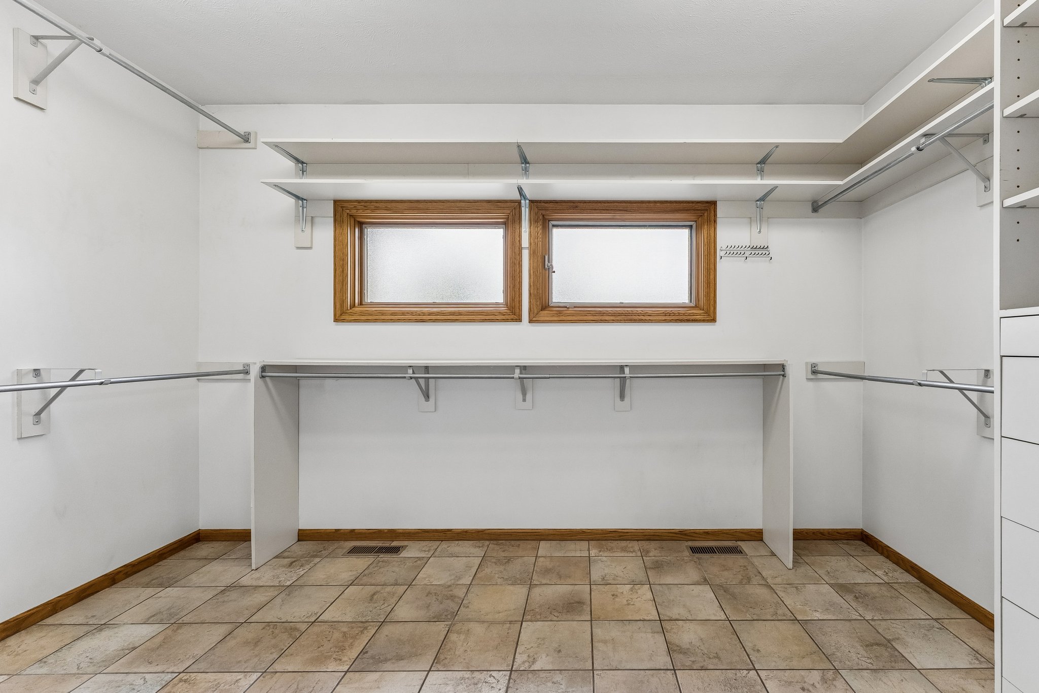 1350 Bristolwood Dr_061.jpg