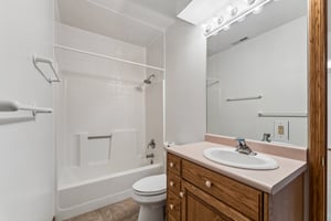 1350 Bristolwood Dr_043.jpg