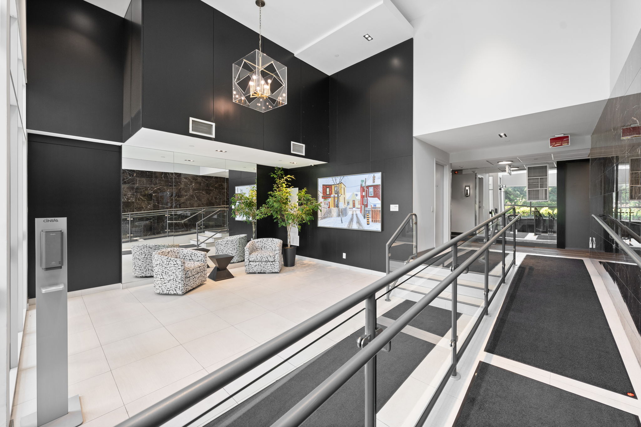 1350 Kingston Rd Unit 701 Toronto, ON M1N 1C8