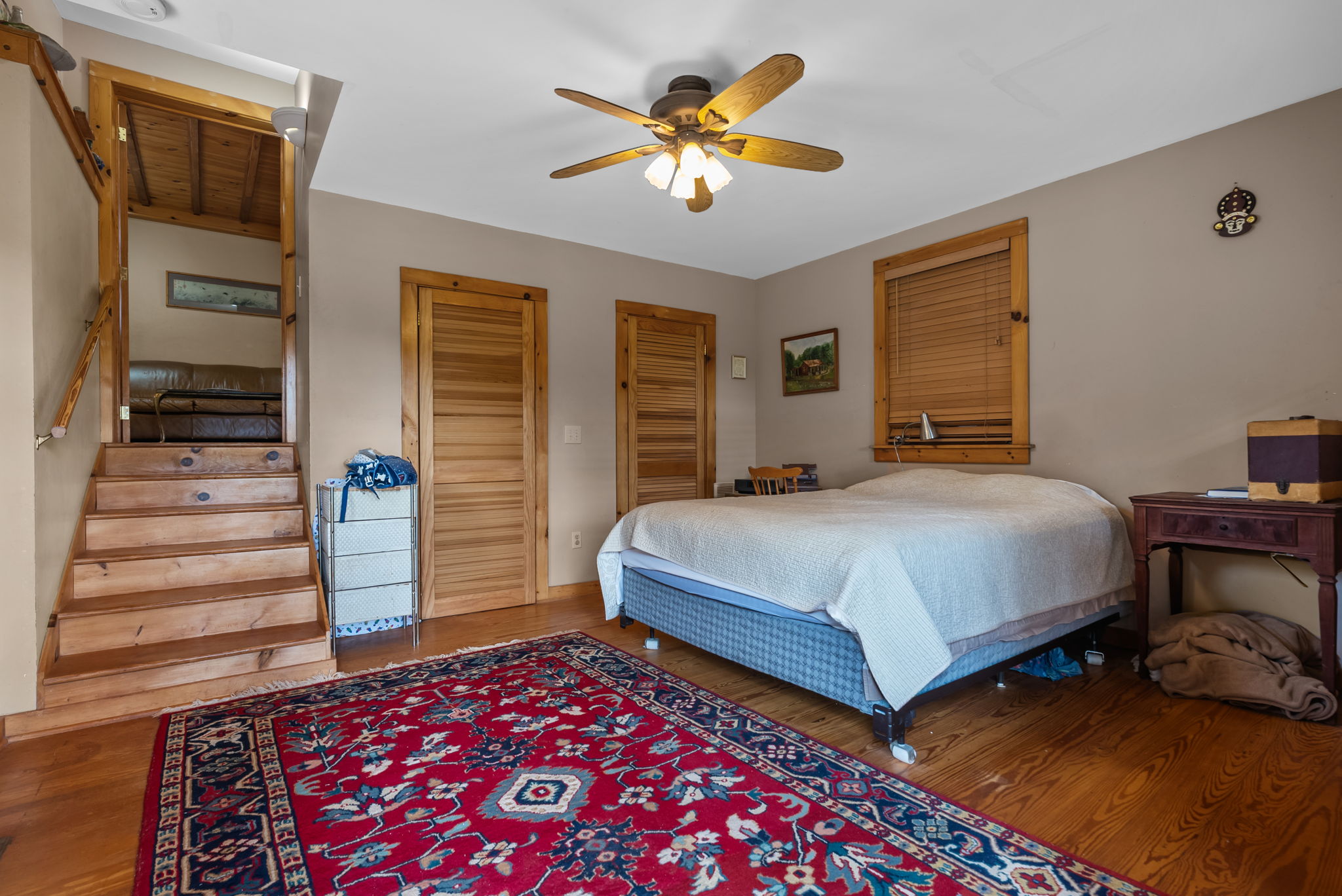  Photo 64