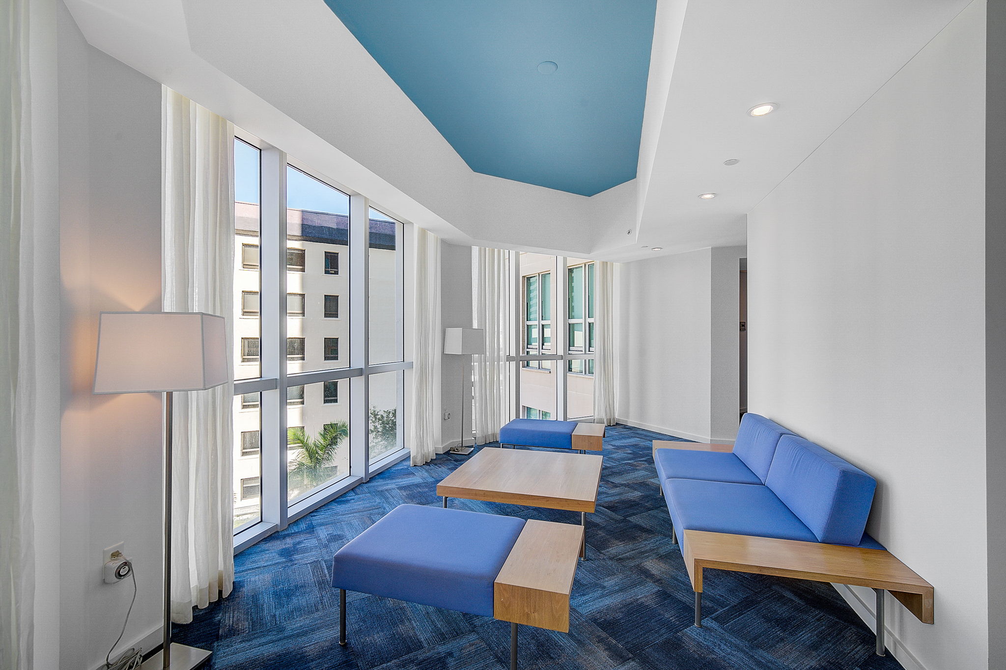 1350 Main St - Unit #700-40