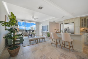 1350 Main St - Unit #700-16