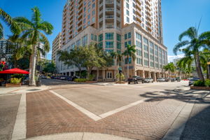 1350 Main St - Unit #700-5