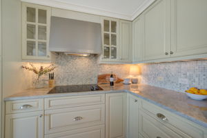 1350 Main St - Unit #700-9