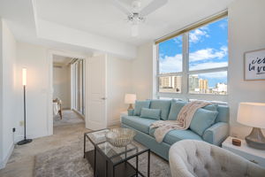 1350 Main St - Unit #700-24