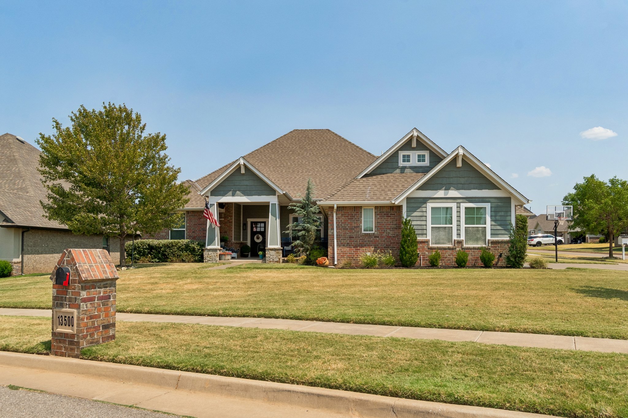 13500 Front Porch Dr_002.jpg