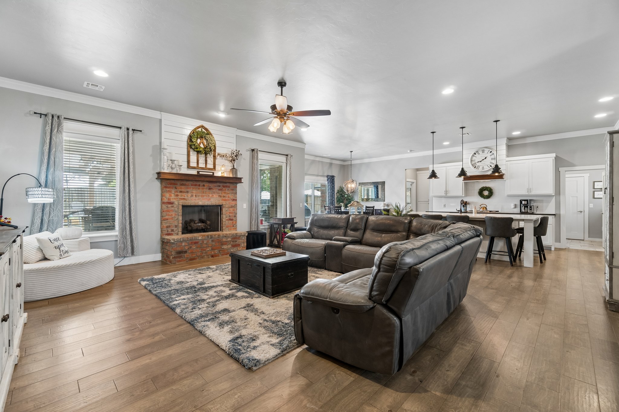 13500 Front Porch Dr_009.jpg