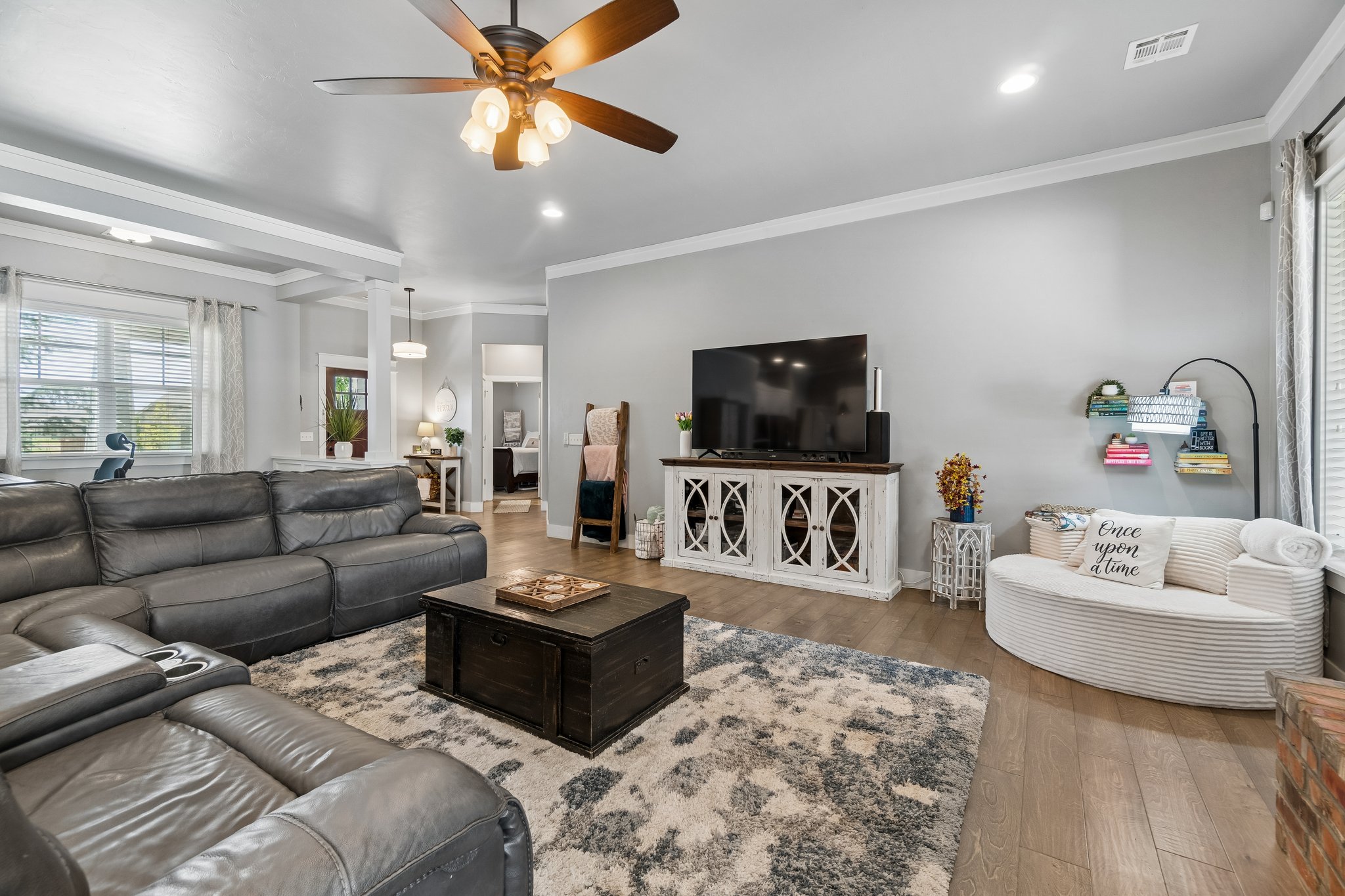 13500 Front Porch Dr_013.jpg