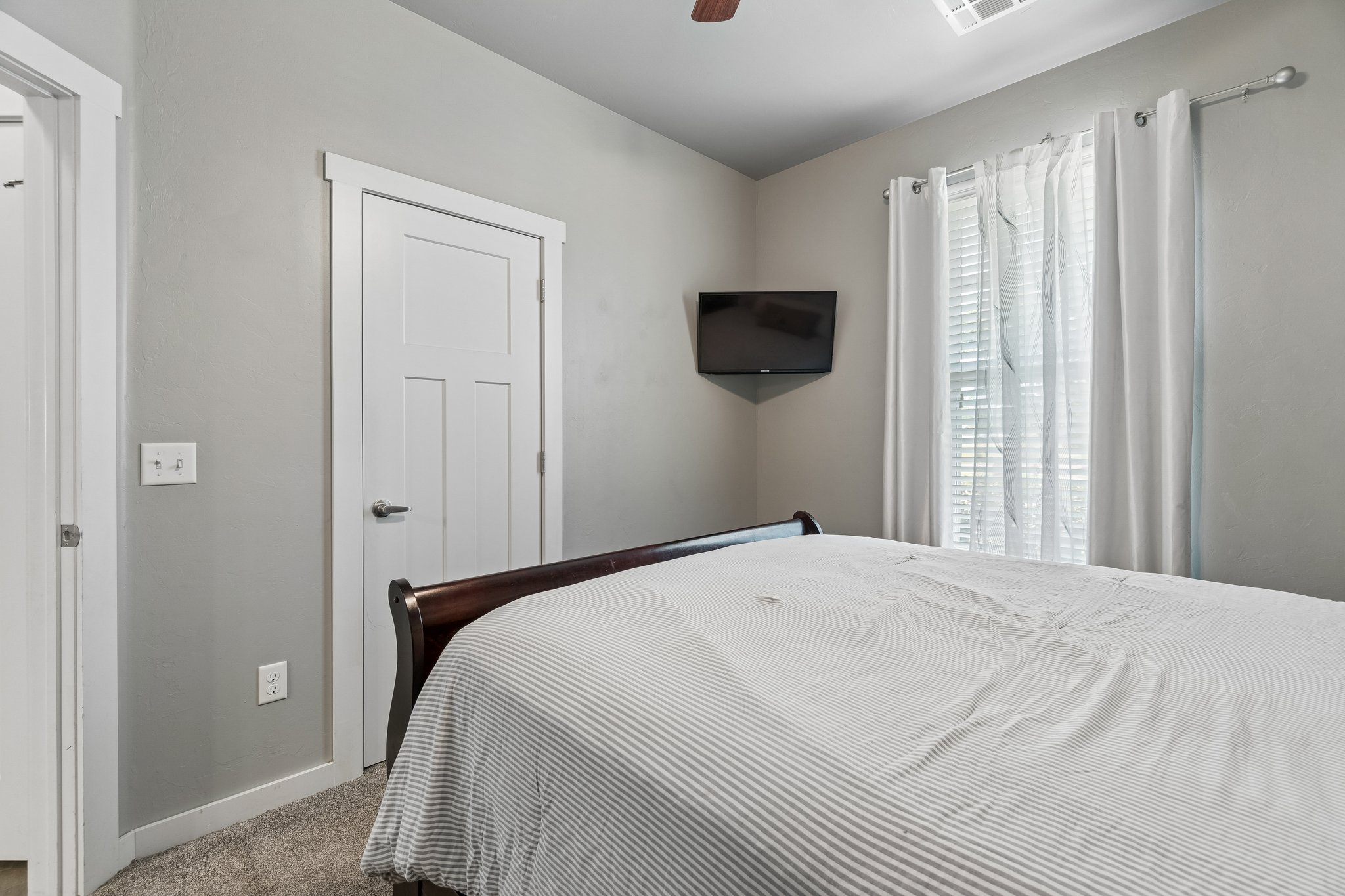 13500 Front Porch Dr_039.jpg