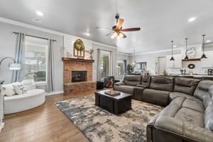 13500 Front Porch Dr_010.jpg