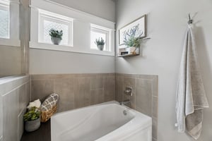 13500 Front Porch Dr_033.jpg