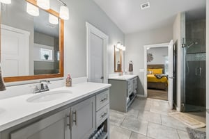 13500 Front Porch Dr_034.jpg