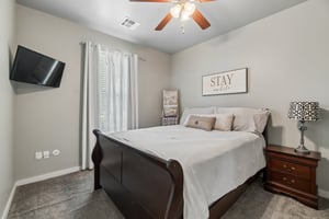 13500 Front Porch Dr_037.jpg