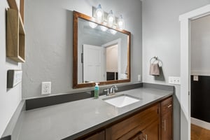 13500 Front Porch Dr_050.jpg