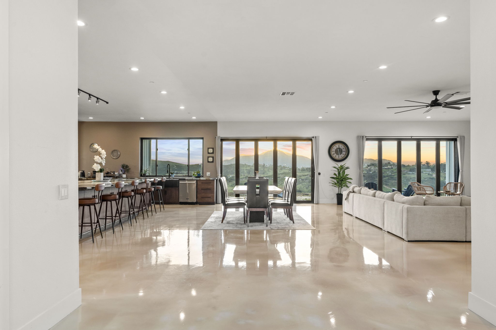 13504 Hillside Estates Dr, Jamul, CA 91935
