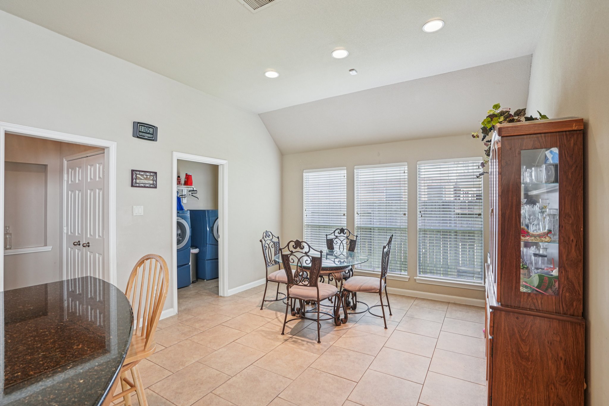 Sand Mountain Ln-S2407-016.jpg