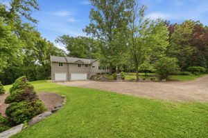  Photo 77