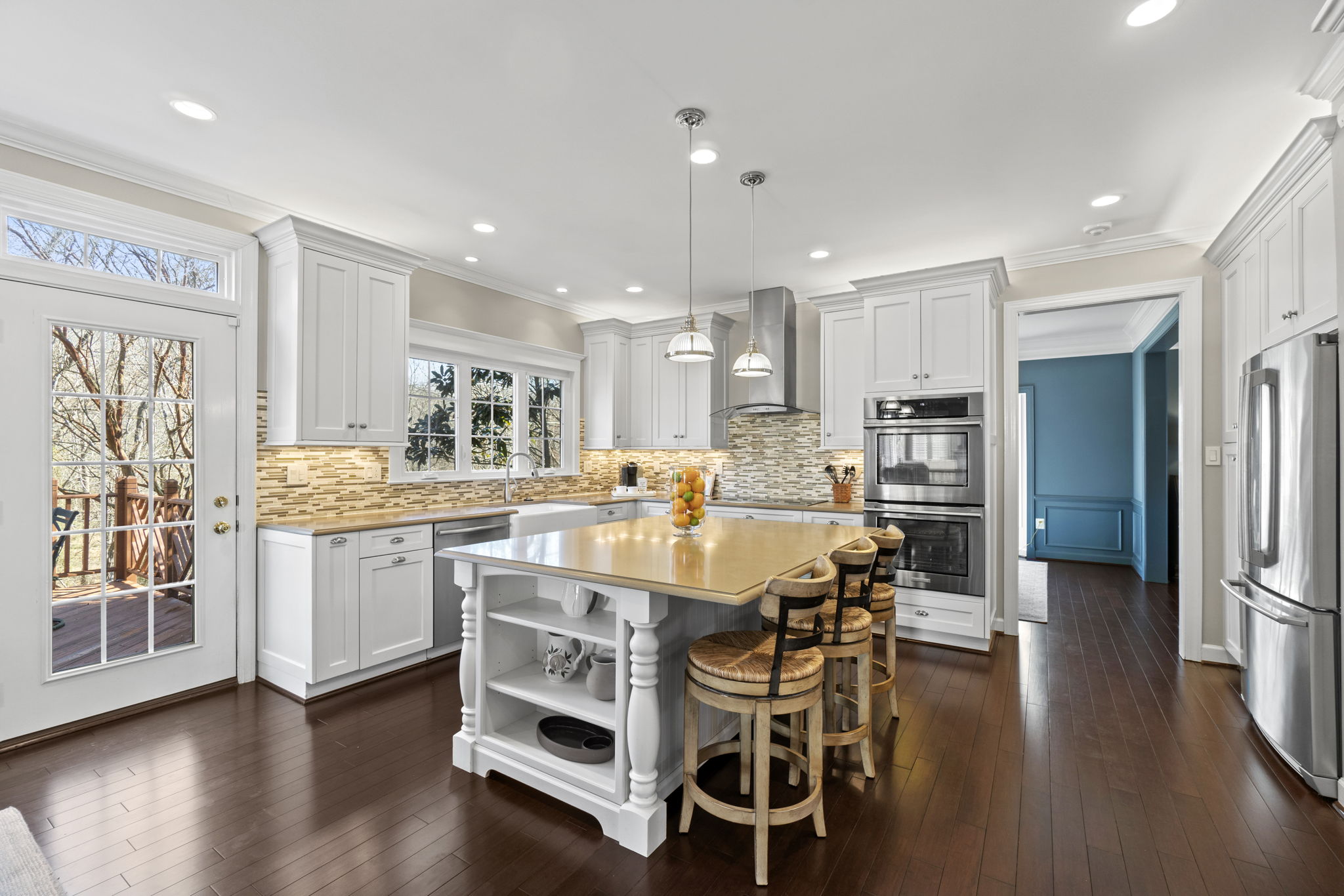 Fully Renovated Gourmet Kitchen