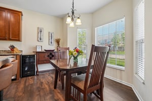 Middlebury Dr-S2506-012.jpg