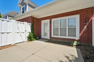 Middlebury Dr-S2506-048.jpg