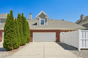 Middlebury Dr-S2506-050.jpg