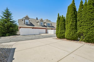 Middlebury Dr-S2506-053.jpg
